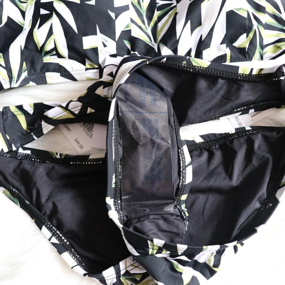 NEW BCBGeneration Black White Tropical Print Bikini Bathing Suit Set Size Small - Picture 3 of 7